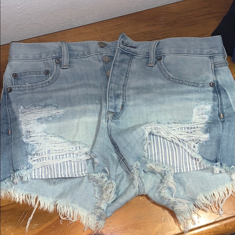 american eagle shorts